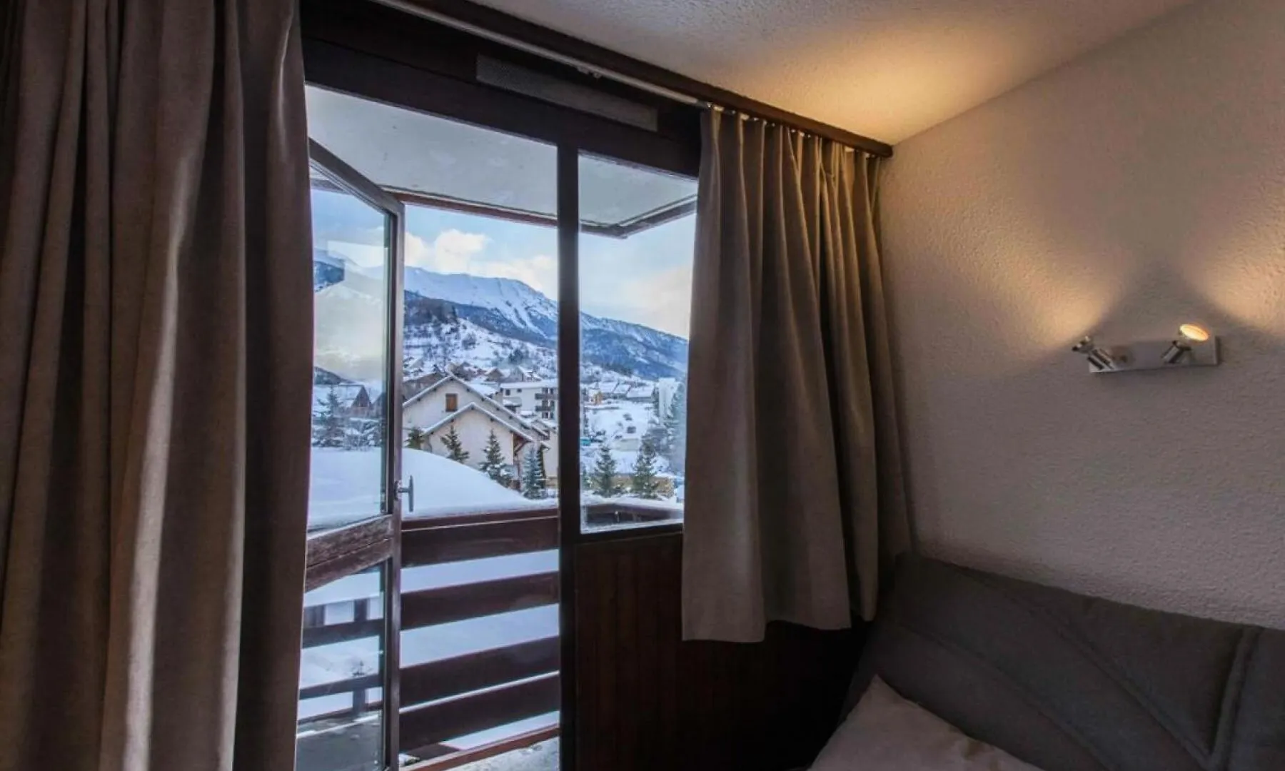Residence Les Melezes - Studio Renove & Chaleureux - Acces Pistes Par Navettes - Parking Exterieur Mae-1104 Champcella France