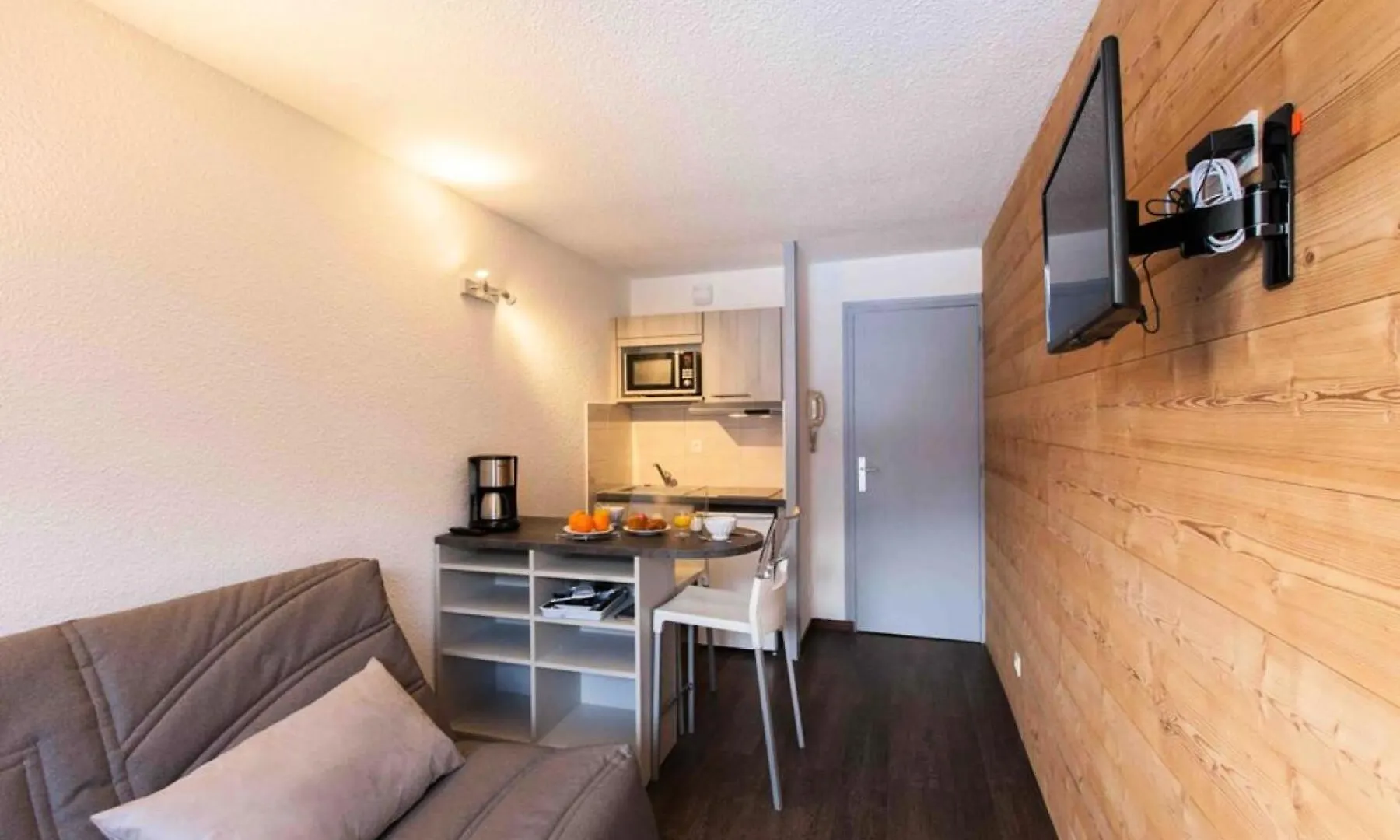 Residence Les Melezes - Studio Renove & Chaleureux - Acces Pistes Par Navettes - Parking Exterieur Mae-1104 Champcella Appartement